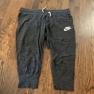 Nike Capri jogger